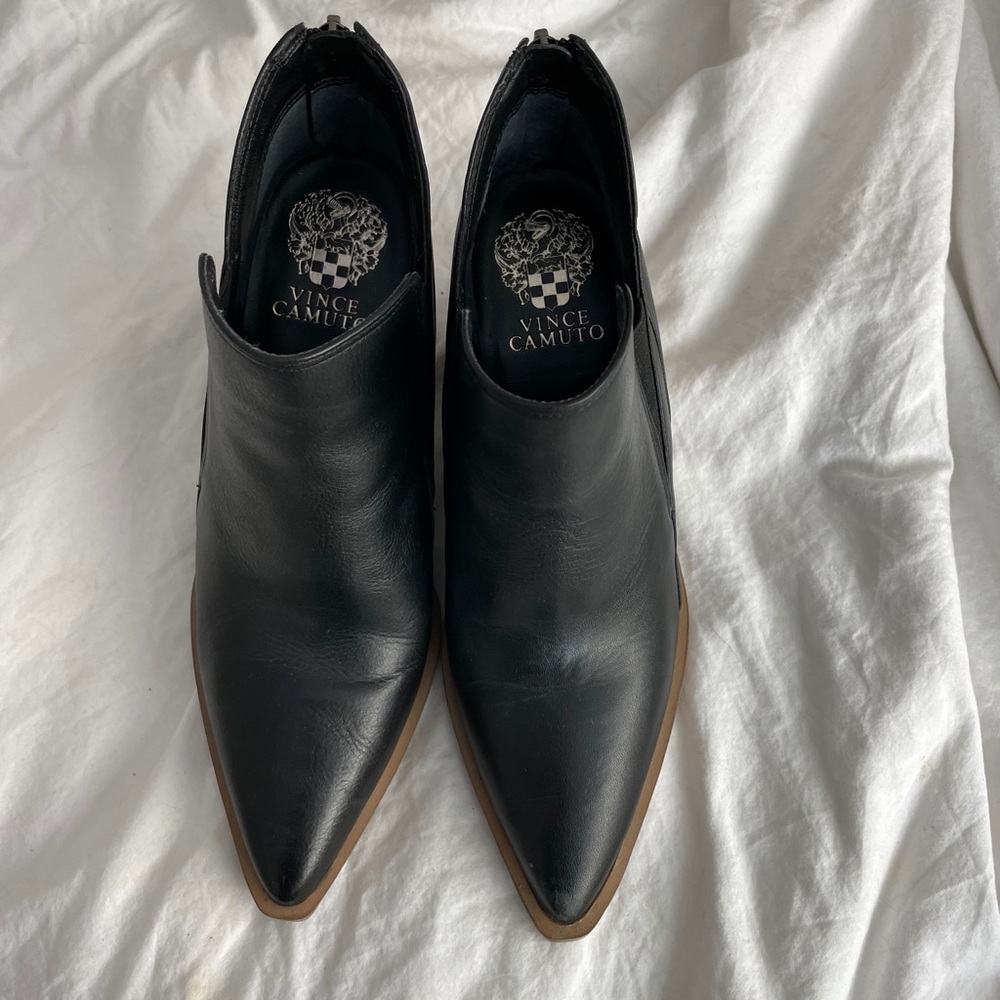 Vince Camuto mid rise boots